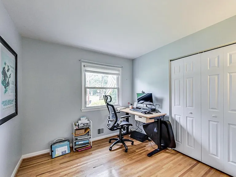 4704 Lance Ct — Photo 30
