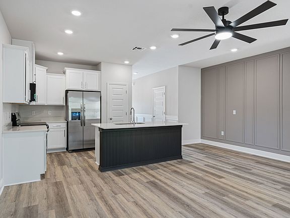 5th image of 2430 Cliff Hollow Cir #1