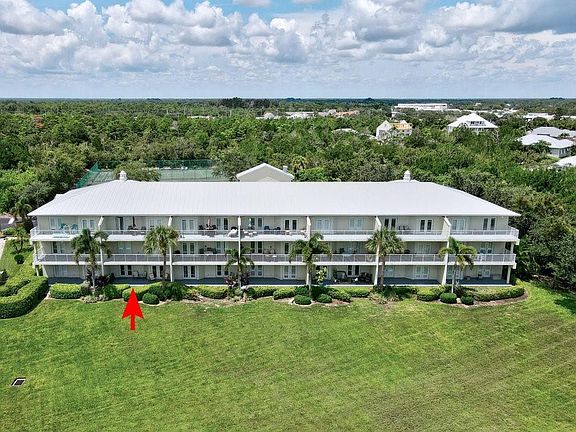 3rd image of 13570 Mystic Drive #102