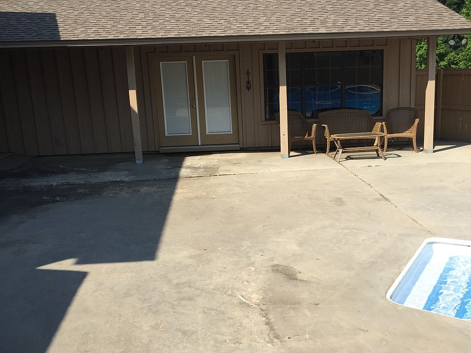 1st image of 10267 Buck Ln