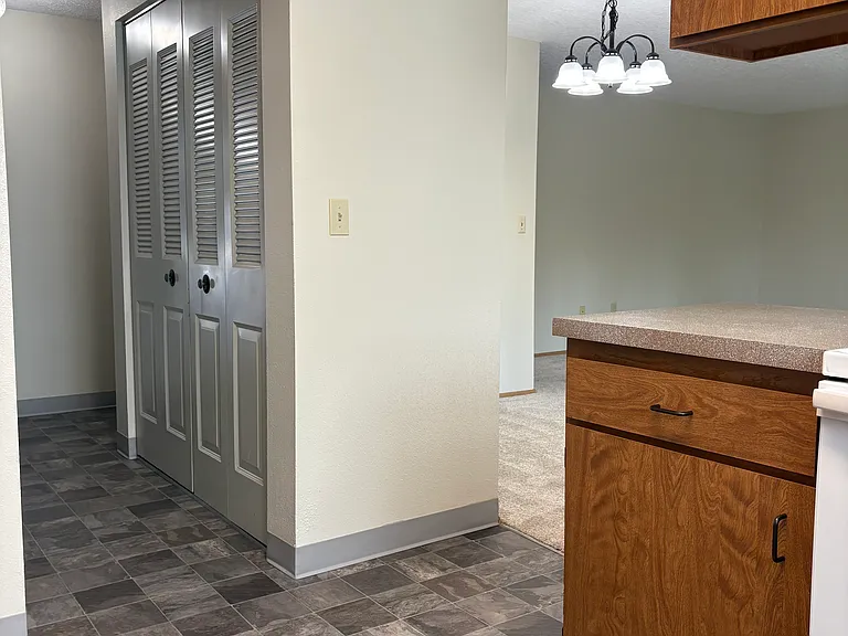 Chestnut Place Apartments — Photo 16