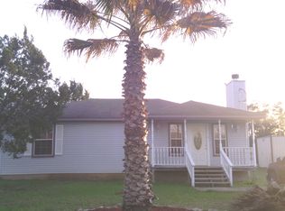1591 Greenhill Dr, Canyon Lake, TX 78133