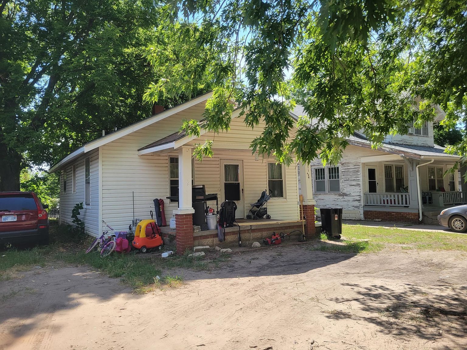 1124 N 1st St Arkansas City KS 67005 Zillow   Dd211502ce878a13ae403f2023da8c02 Cc Ft 1536 