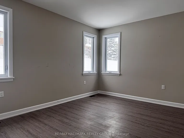 1547 Flanders Rd — Photo 23