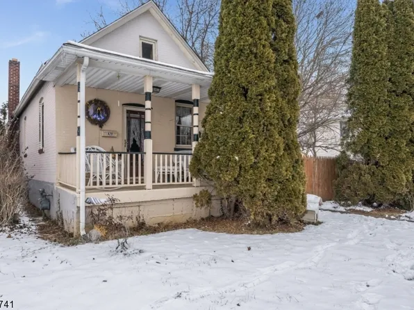829 South Blvd, Alpha Boro, NJ 08865