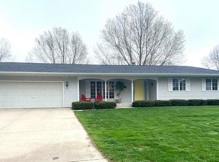 713 Meadow Ln, Storm Lake, IA 50588