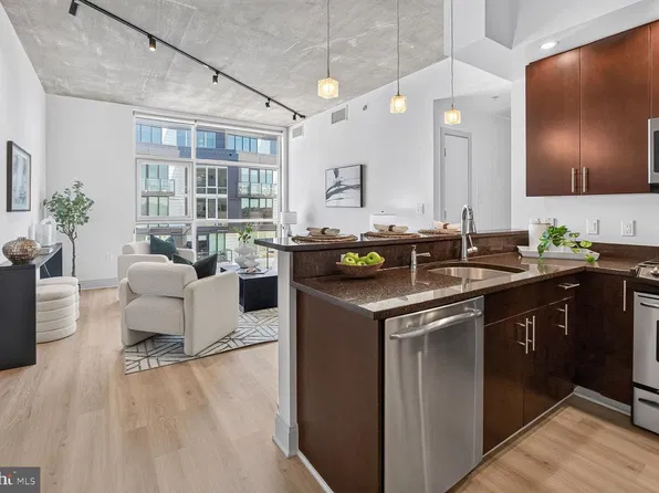 919 Florida Ave NW APT 803, Washington, DC 20001