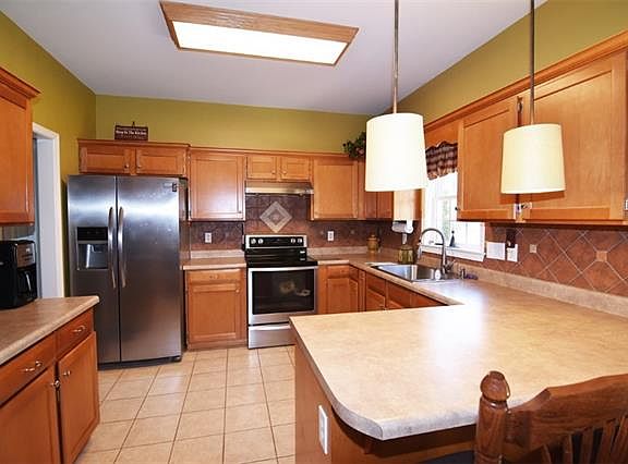 4th image of 4058 Harbour Ct