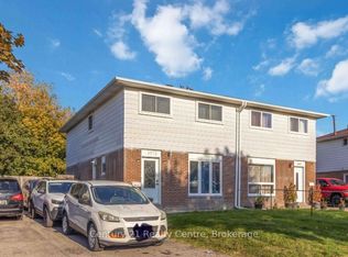 3073 Ireson Ct, Mississauga, ON L4T1N7