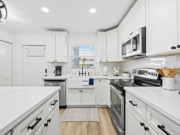 2nd image of 2400 NE 36th Street #3