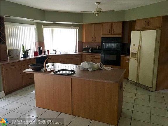 5th image of 8111 NW 53rd Ct