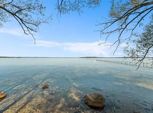 12016 Peninsula Dr, Traverse City, MI 49686