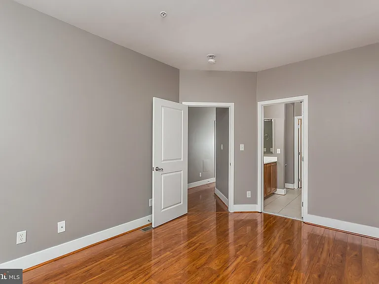 905 S Caroline St #3 — Photo 24