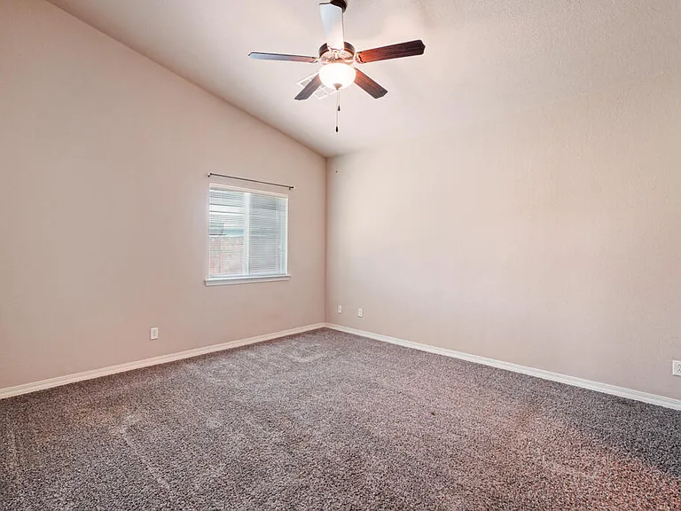 852 Lemington St — Photo 17