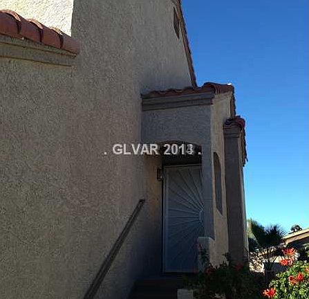 2nd image of 1717 Comstock Dr #1717