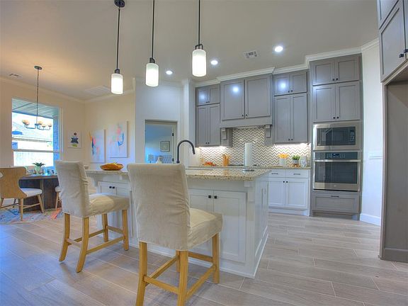 5th image of 2915 Summit Hollow Dr
