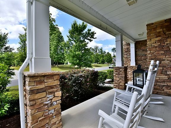 4th image of 2348 Emma Grace Ln