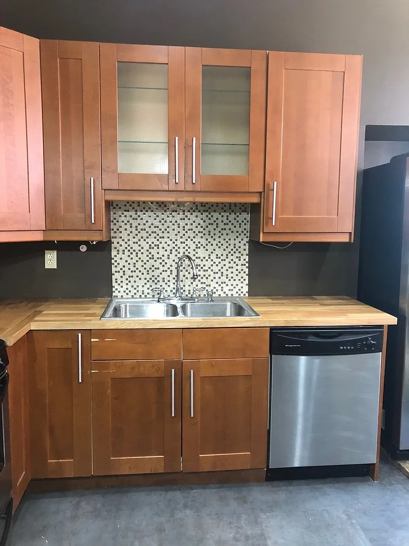 3 Bedroom Southside Slopes Townhome for Rent — Photo 4