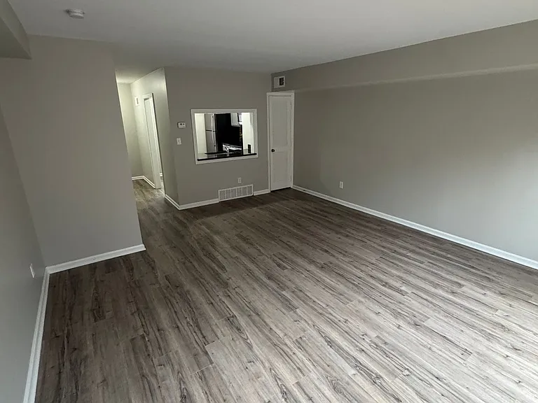 River Oaks Townhomes at Fox Chapel — Photo 61
