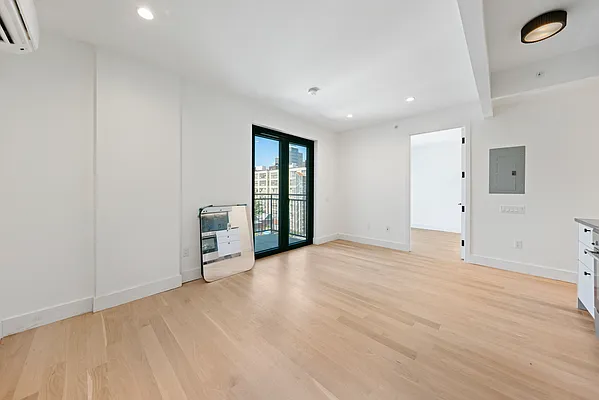 Rented by Nooklyn NYC LLC | media 17
