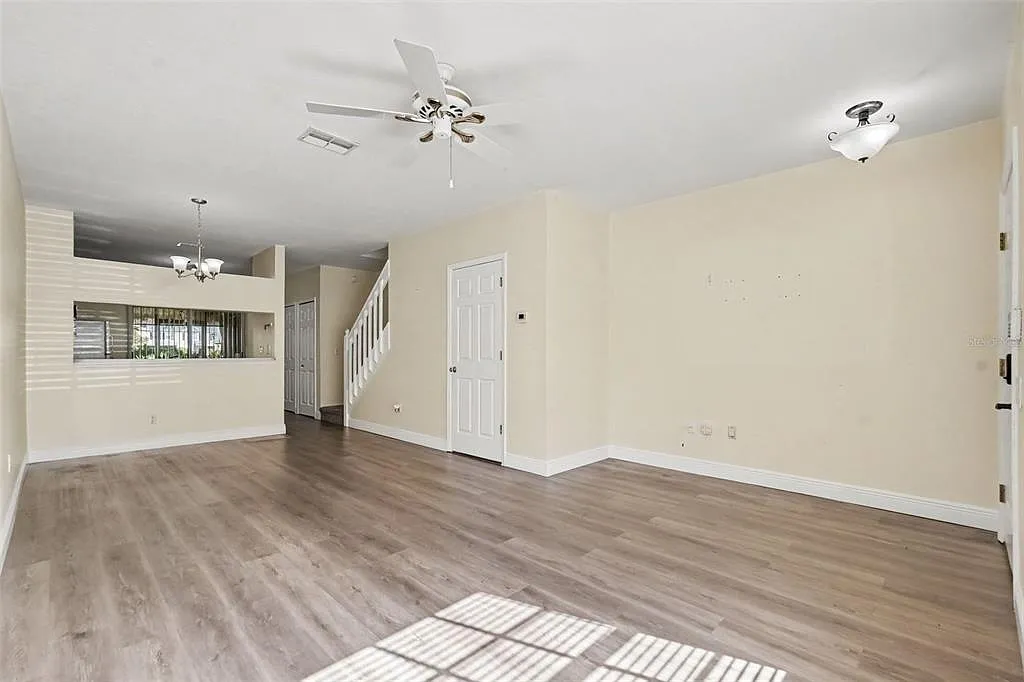 2 bed, 1.5 bath, 1152 sqft, $2,100 — Photo 4