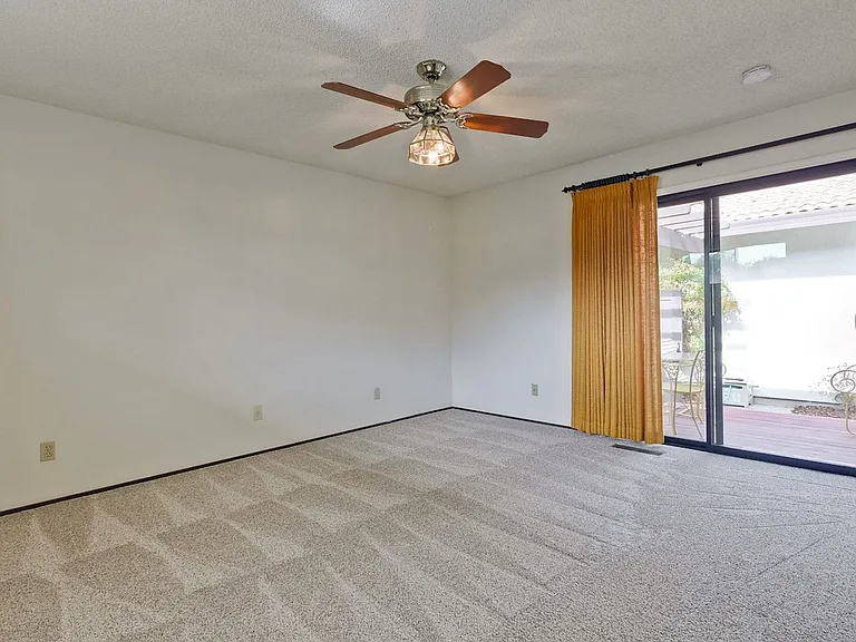 8224 Claret Ct — Photo 22