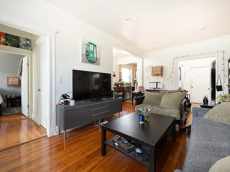 14 Melvin Ave #10 — Photo 6