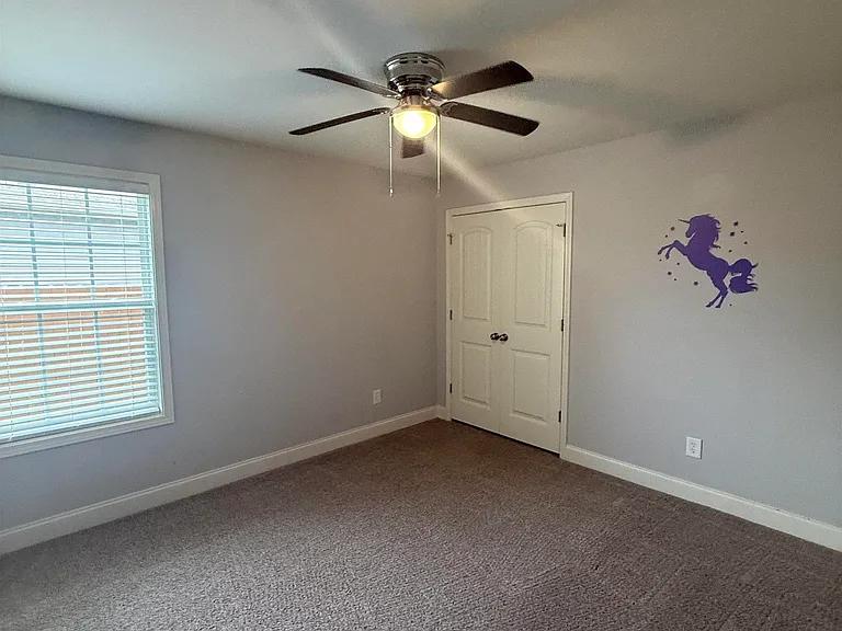120 Worchester Cir — Photo 19