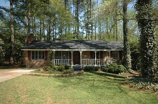 1st image of 2579 Spring Dr SE