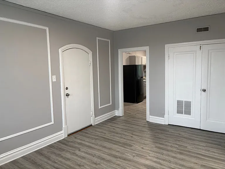 5345 Cabanne Ave — Photo 21