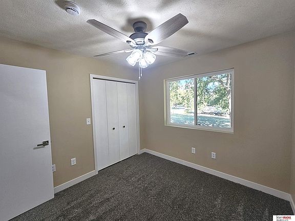 5th image of 306 Short St