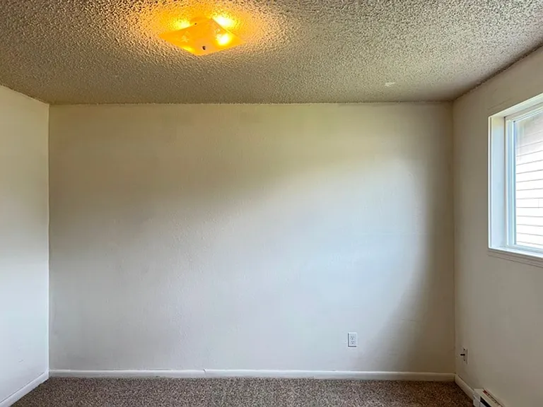 385 Dianne Ct — Photo 24