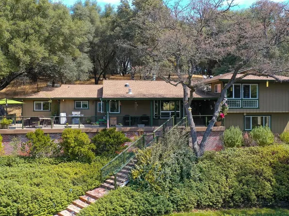 12242 Woodacre Rd, Grass Valley, CA 95949