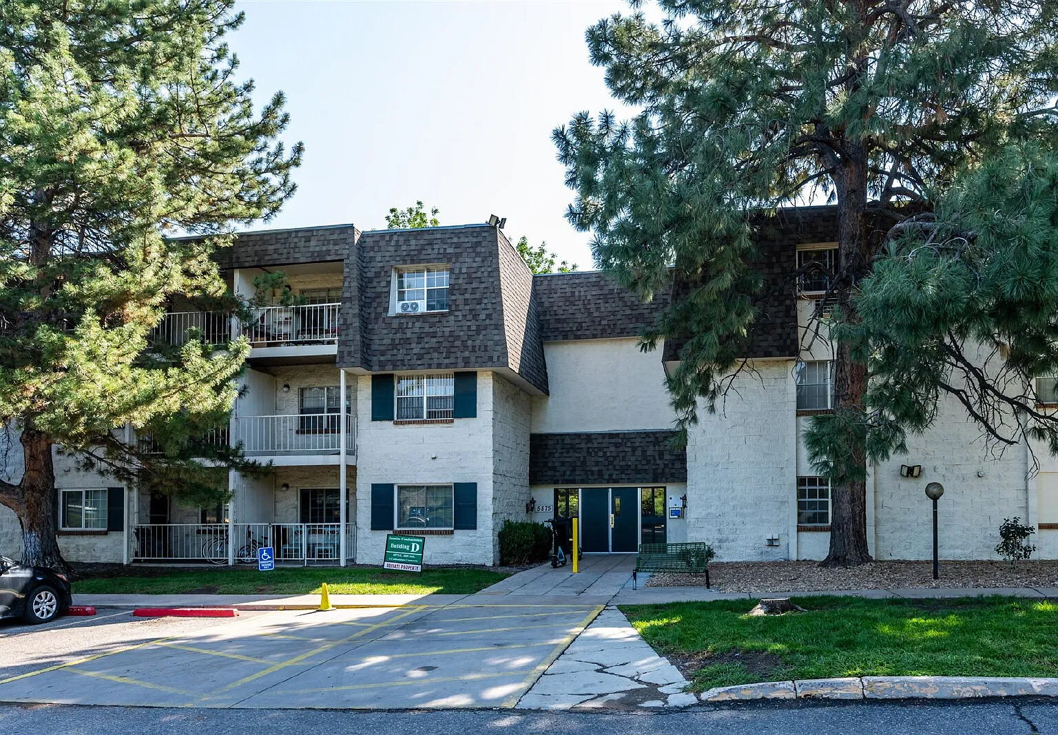1 bed, 1.0 bath, 533 sqft, $1,150 — Photo 1
