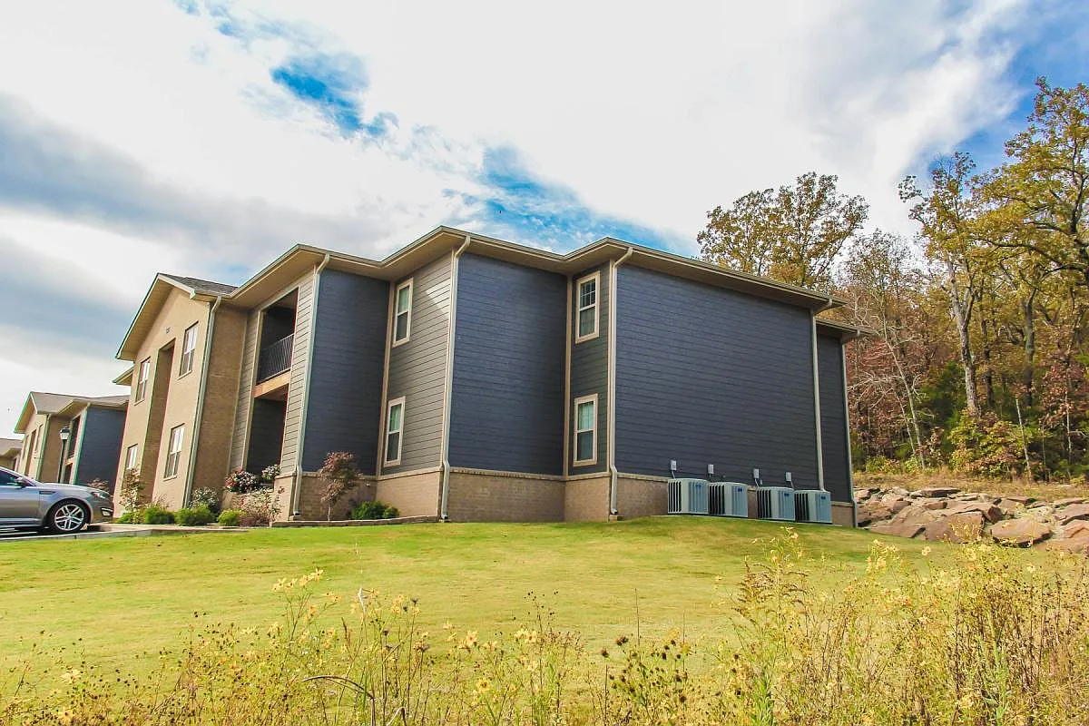2 bed, 1000 sqft, $1,160 — Photo 4