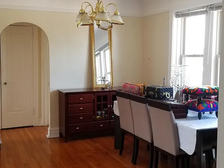 4616 Washington St #2 — Photo 7