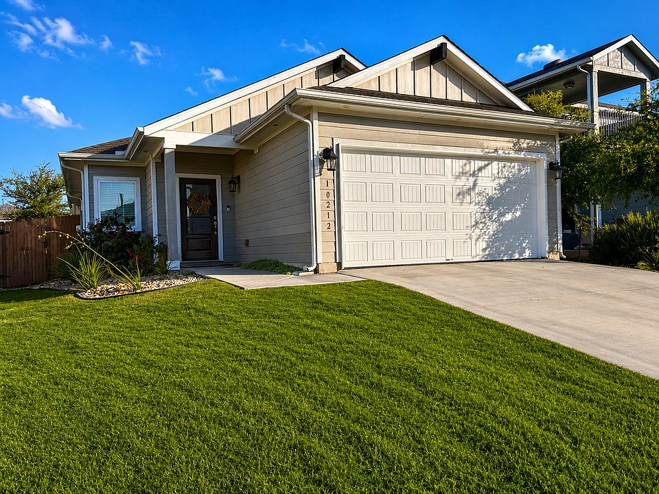 1st image of 10212 Laurie Ln