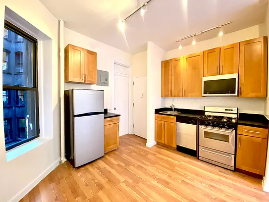 Rented by City & Suburban | media 10