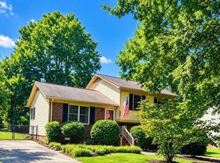 55 N Angela Cir, Durham, NC 27703