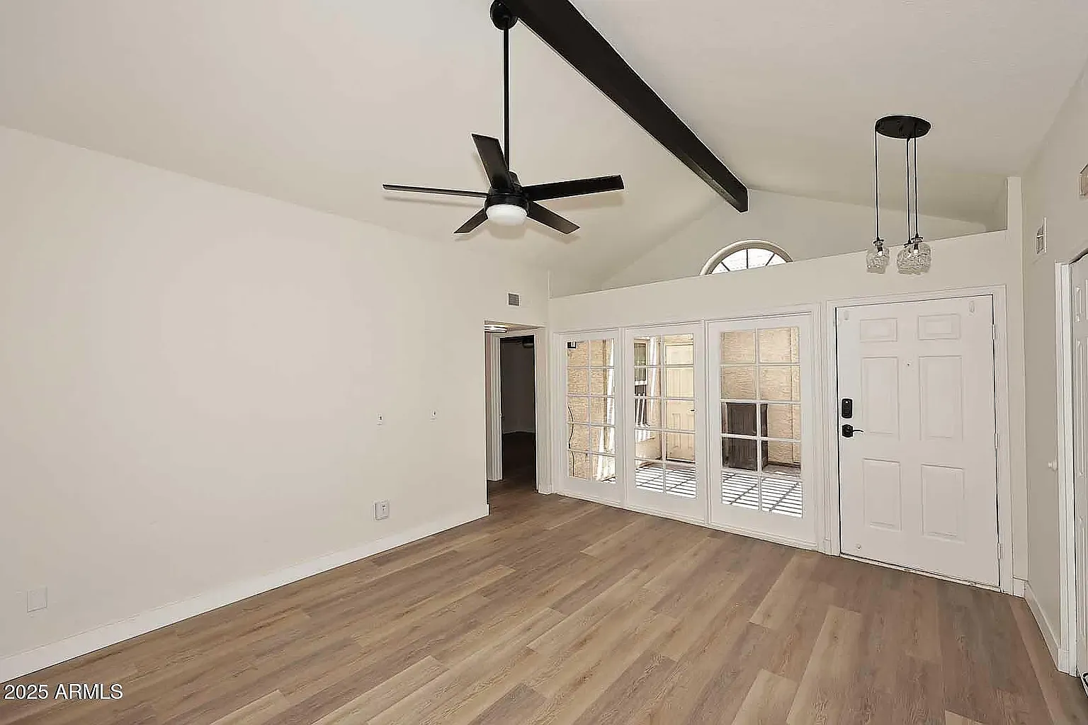 2 bed, 1108 sqft, $1,500 — Photo 2