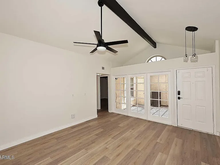 15801 N 29th St #20 — Photo 2