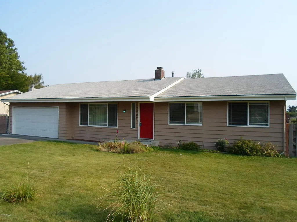 7002 Chinook Dr photo 1