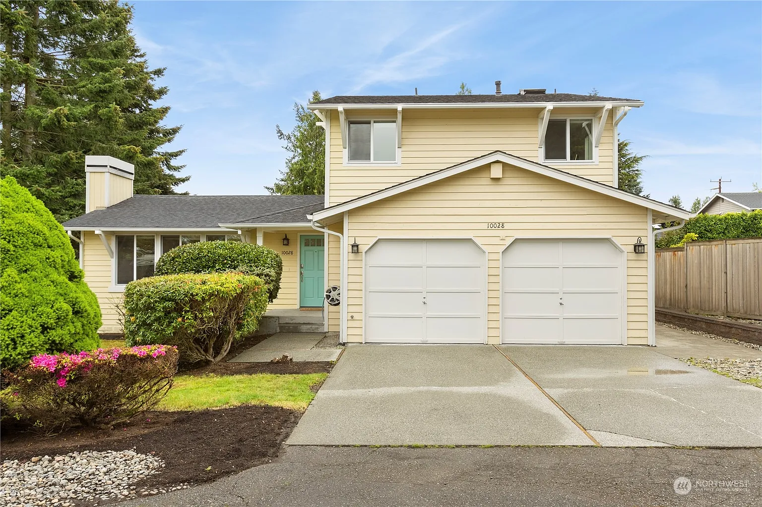 10028 39th Avenue SW photo 1