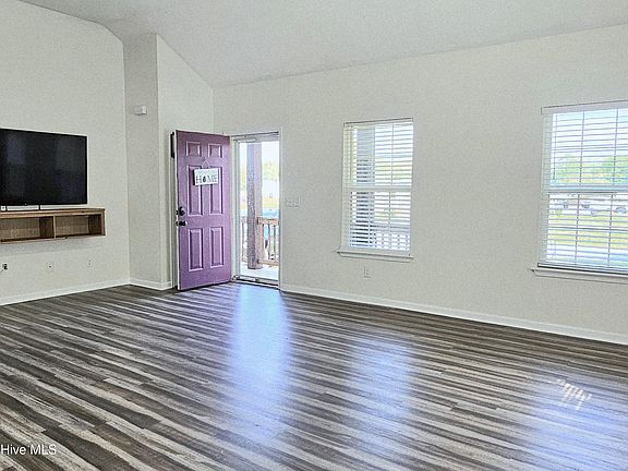 5th image of 999 Scott Road