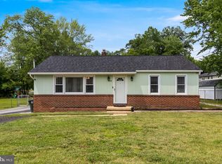 104 W Hawthorne Dr, La Plata, MD 20646