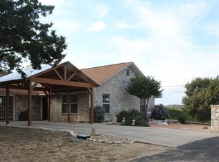 260 Timber Oak Rd, Kerrville, TX 78028