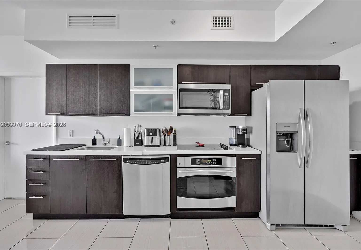 Ivy Condo — Photo 4