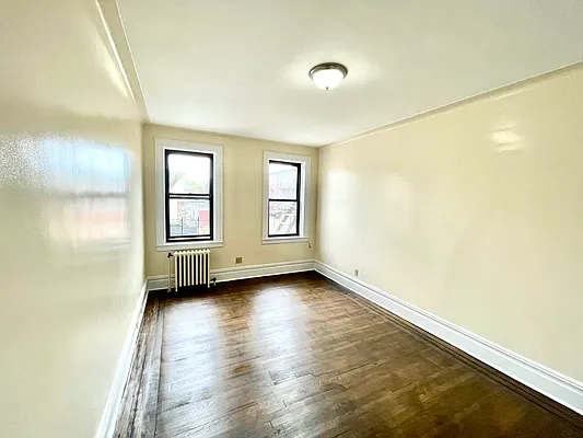 Rented by Pear NYC LLC | media 10