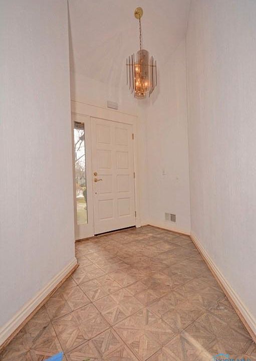 6826 Milrose Ln Toledo, OH, 43617 Apartments for Rent Zillow