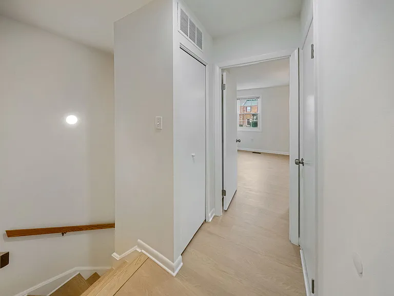 68 Orchard Dr — Photo 18